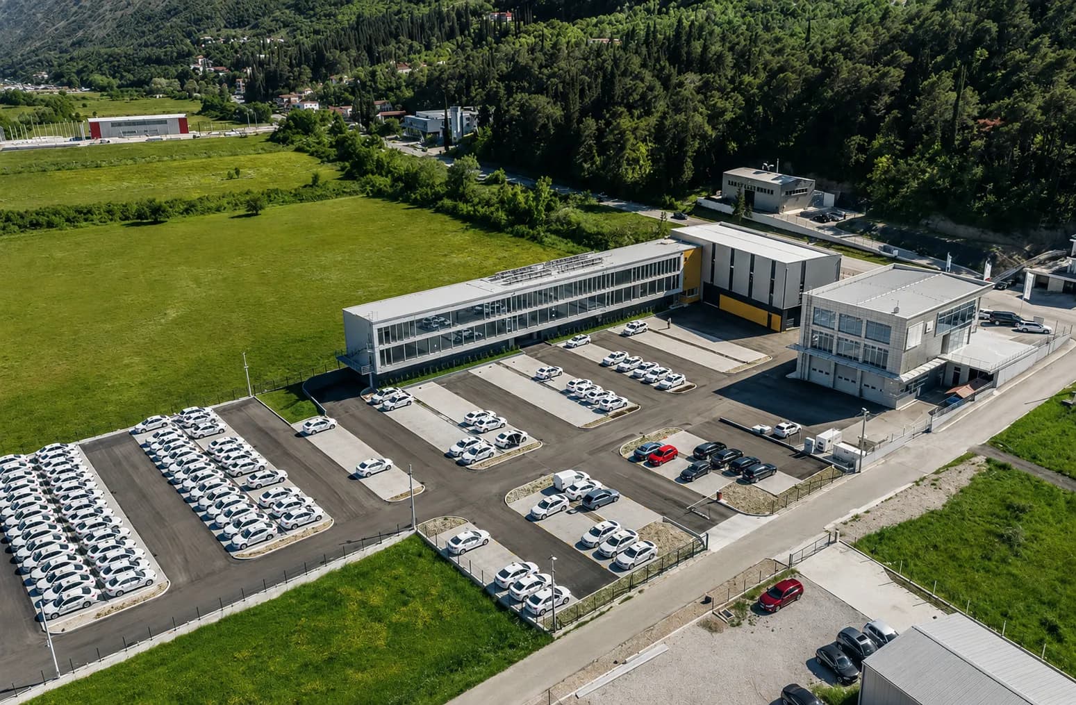 D.A.J.M.I. kompleks u Herceg Novom iz vazduha
