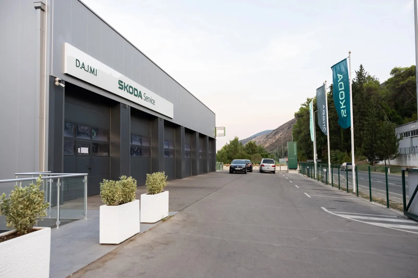 Fasada ovlašćenog D.A.J.M.I. Škoda servisa